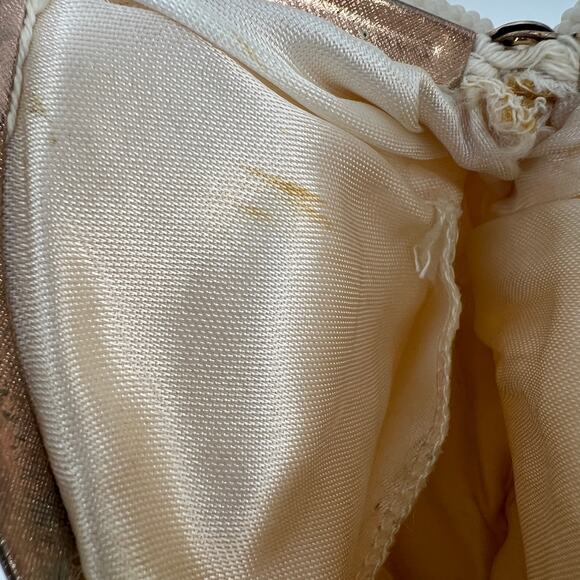 Vintage Goldco Beaded Bag Chain Strap Kiss Lock Ivory White Lucite Detail READ - Picture 8 of 15